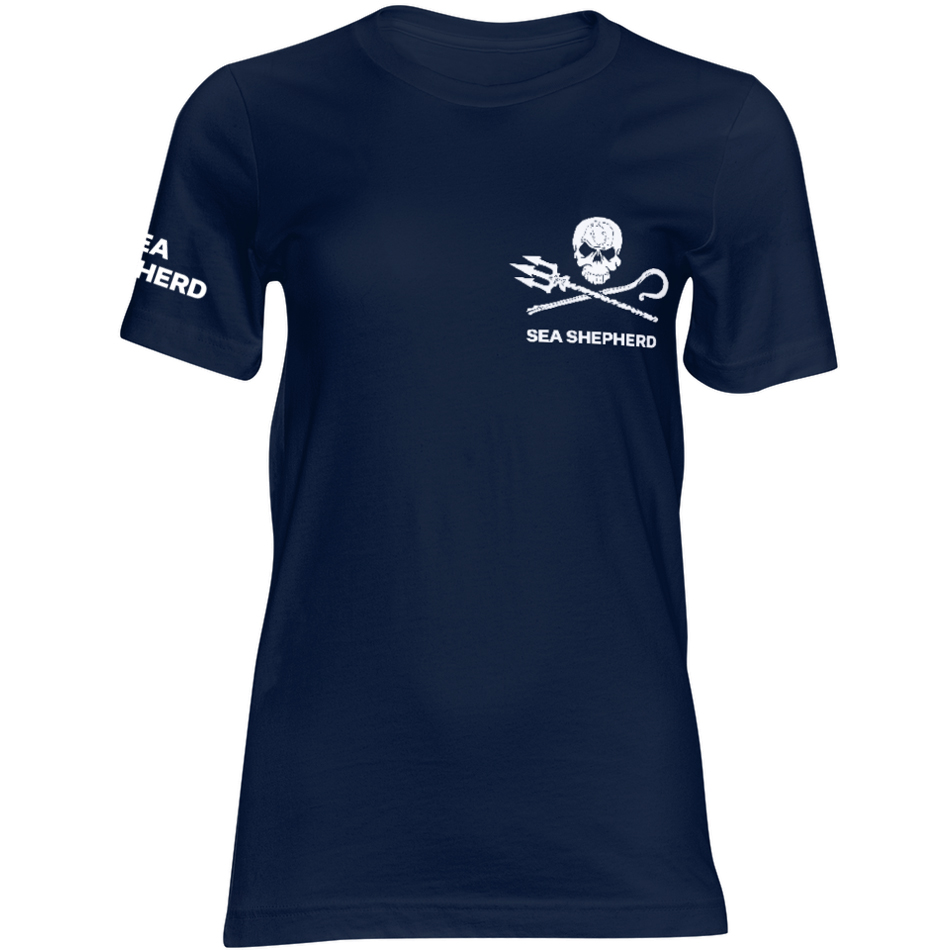 Imagem ilustrativa: o tom de azul e formato da camiseta podem ser levemente alterado da versão da imagem'.
Ajude a defender a vida selvagem nos oceanos escolhendo nossa Camiseta Campanha Cação é Tubarão - Azul Escuro - 100% algodão. Ao escolher a Camiseta Feminina Campanha Cação é Tubarão - Azul Escuro - 100% algodão, você está doando R$ 99,00 (noventa e nove reais) para ajudar as ações da Sea Shepherd no Brasil.

Agradecemos seu apoio!