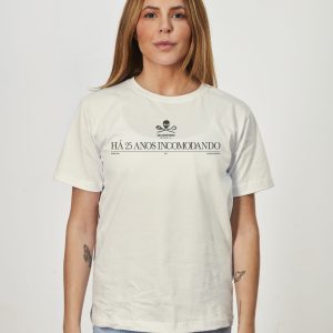 CAMISETA QUE INCOMODA - EDIÇÃO 25 ANOS - TUBARÃO – 100% algodão BCI